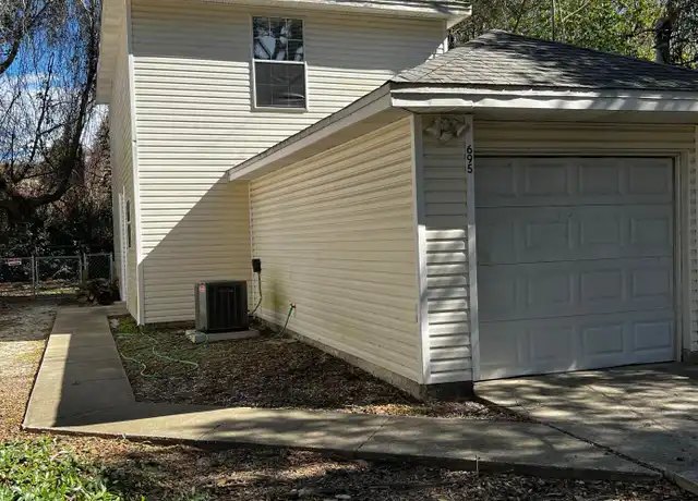 Property at 695 Lloyd St, Fort Walton Beach, FL, 32547, 2 beds, 2 baths, [object Object]