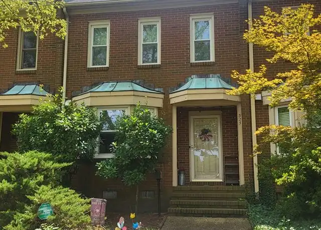 Property at 325 Shirley Ave, Norfolk, VA, 23517, 2 beds, 2.5 baths, [object Object]