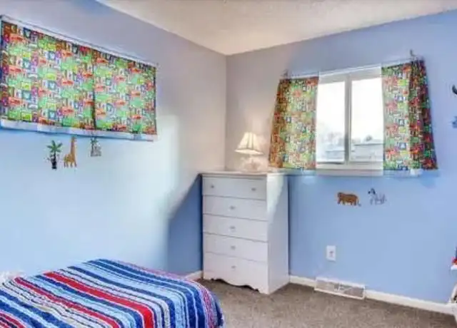 Property at 9341 Hoffman Way, Thornton, CO, 80229, 5 beds, 2 baths, [object Object]