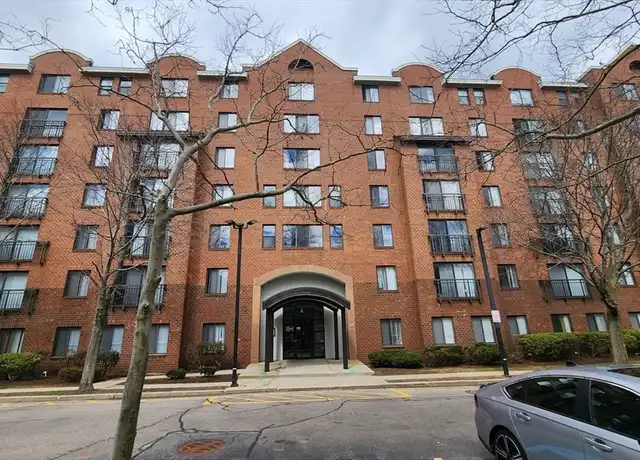 Property at 66 Beach Point Pl Unit 402, Boston, MA, 02125, 1 bed, 1 bath, [object Object]