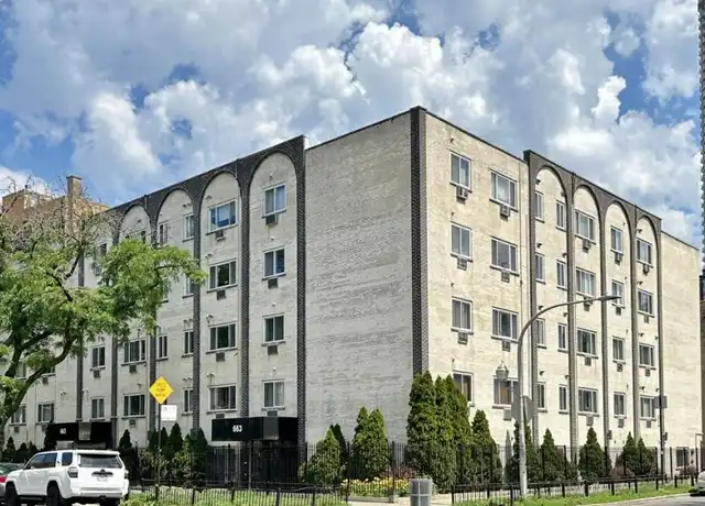Property at 661 W Grace St, Chicago, IL, 60613, 1 bed, 1 bath, [object Object]