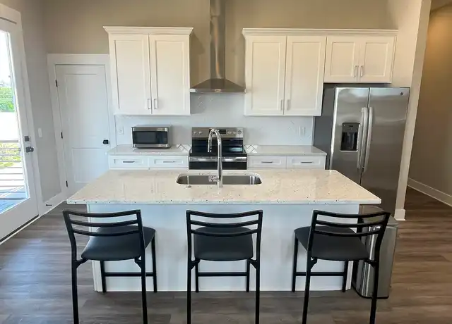 Property at Parkside Townhomes - 927 Kicker Rd, Tuscaloosa, AL, 35404, 3 beds, 3 baths, [object Object]