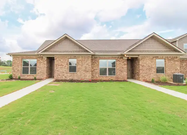 Property at 18335 Mae Cir, Athens, AL, 35611, 3 beds, 2 baths, [object Object]
