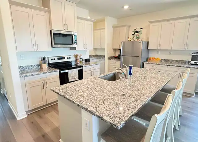Property at 7615 Cranberry Way, Bakersfield, CA, 93313, 3 beds, 2 baths, [object Object]