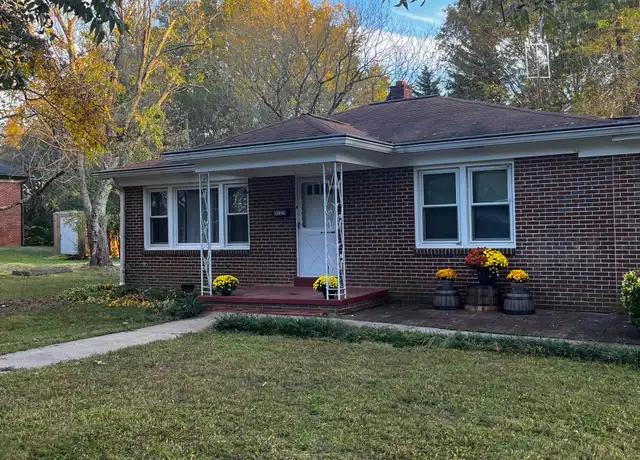 Property at 3125 1st Avenue Pl SW Unit 2, Hickory, NC, 28602, 1 bed, 1 bath, [object Object]