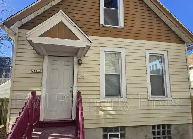 Property at 2853 N Booth St, Milwaukee, WI, 53212, 2 beds, 1 bath, [object Object]