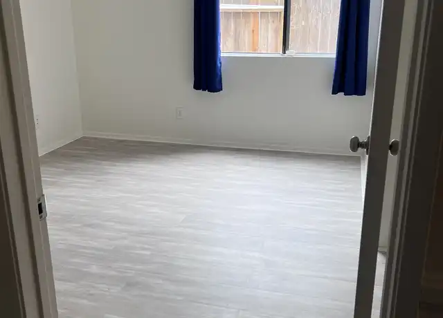 Property at 736 Biscayne Ave, Camarillo, CA, 93010, 1 bed, 1 bath, [object Object]