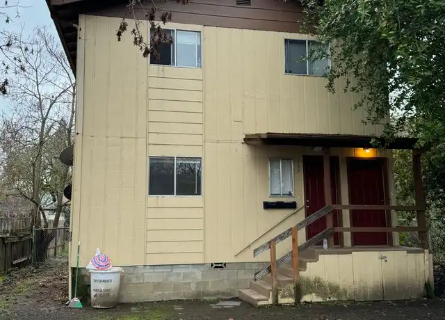 Property at 115 SE Mosher Ave, Roseburg, OR, 97470, 2 beds, 1 bath, [object Object]