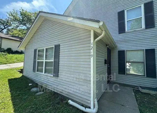 Property at 4219 E 60th Ter, Kansas City, MO, 64130, 3 beds, 1 bath, [object Object]
