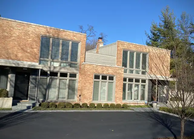 Property at 701 Elm St, Winnetka, IL, 60093, 3 beds, 2 baths, [object Object]