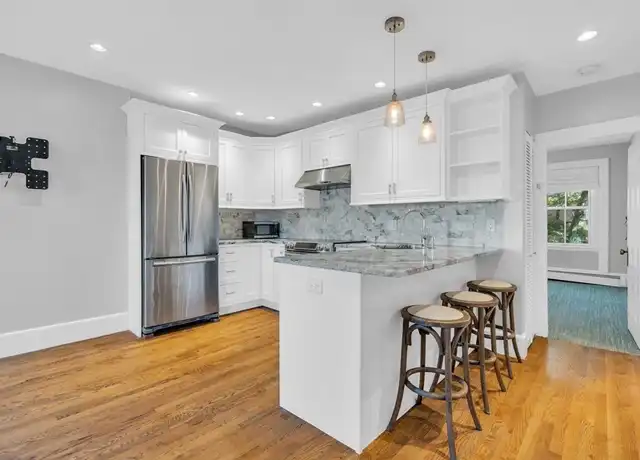 Property at 24 Upton St #3, Roxbury, MA, 02118, 2 beds, 1 bath, [object Object]