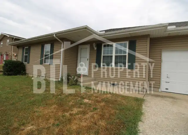 Property at 114 Rose Oneill Dr, Branson, MO, 65616, 3 beds, 1.5 baths, [object Object]