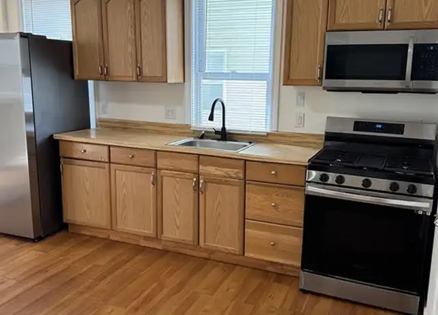 Property at 11 Harmony St Unit 1, New Bedford, MA, 02744, 2 beds, 1 bath, [object Object]