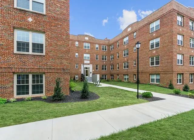 Photo of 1360 Peabody St NW, Washington, DC 20011