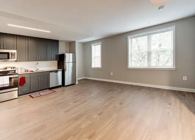 Photo of 1360 Peabody St NW, Washington, DC 20011