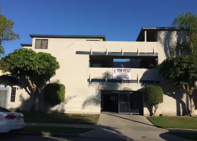 Property at 2250 Cedar Ave Unit 13, Long Beach, CA, 90806, 2 beds, 1 bath, [object Object]