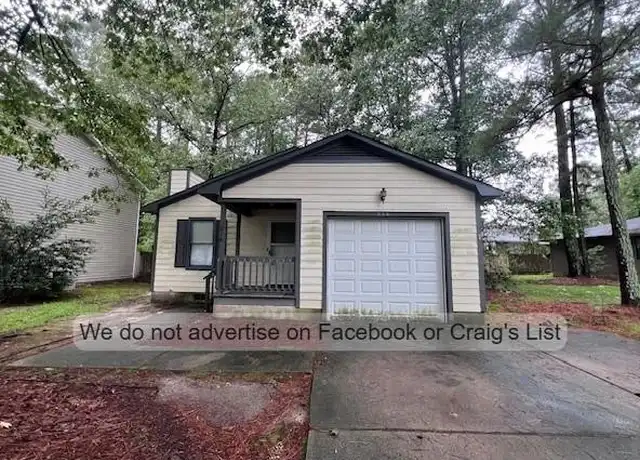 Property at 516 Crooked Creek Ct, Fayetteville, NC, 28301, 3 beds, 2 baths, [object Object]