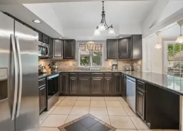 Property at 5017 Main St, Trumbull, CT, 06611, 3 beds, 2 baths, [object Object]