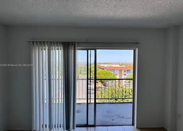 Property at 4174 Inverrary Dr #707, Lauderhill, FL, 33319, 1 bed, 1 bath, [object Object]