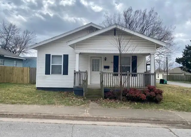 Property at 703 W Center Ave, Springdale, AR, 72764, 3 beds, 1 bath, [object Object]