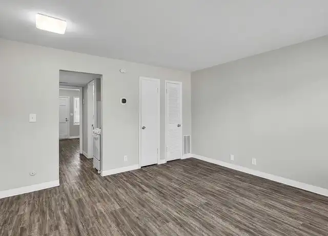 Property at Bellemeade Apartments - 3901 Bellemeade Ave, Evansville, IN, 47714, 1 bed, 1 bath, Contact for Price