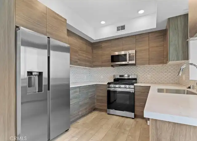Property at 4383 Sepulveda Blvd Unit 502, Sherman Oaks, CA, 91403, 1 bed, 1 bath, [object Object]