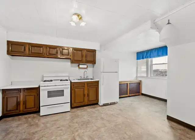Property at 1855 Montour Street Ext Apt 7, Coraopolis, PA, 15108, 2 beds, 1 bath, [object Object]