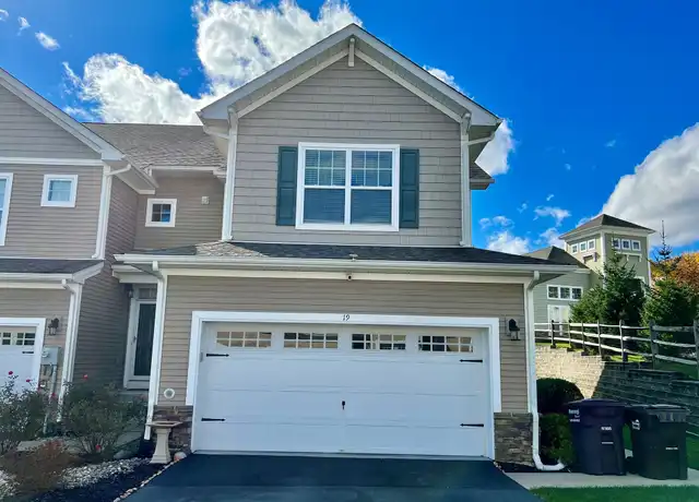 Property at 19 Highrose Ridge Way, Middletown, NY, 10940, 3 beds, 2.5 baths, [object Object]