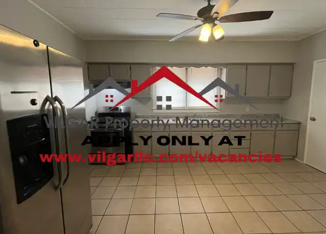 Property at 2426 Schrage Ave Unit 1, Whiting, IN, 46394, 2 beds, 1 bath, [object Object]