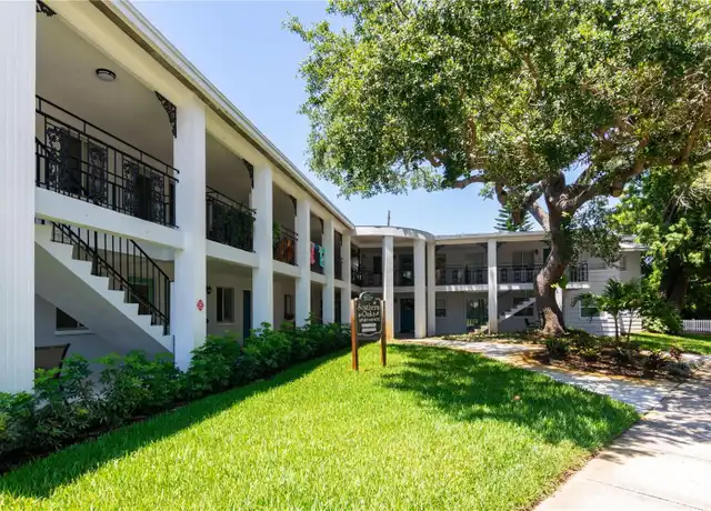 Property at 1200 Beach Dr NE Unit 8, St. Petersburg, FL, 33701, 1 bed, 1 bath, [object Object]