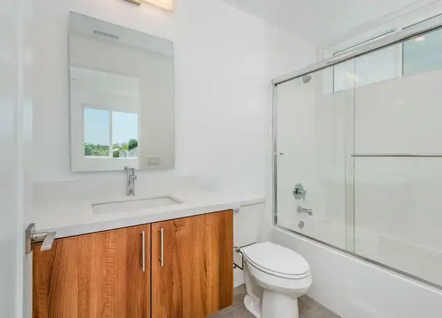 Property at 857 1/2 Hyperion Ave, Los Angeles, CA, 90029, 3 beds, 3.5 baths, [object Object]