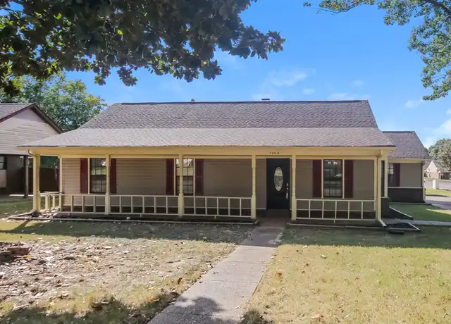 Property at 7649 Overlook Dr, Southaven, MS, 38671, 3 beds, 2 baths, [object Object]