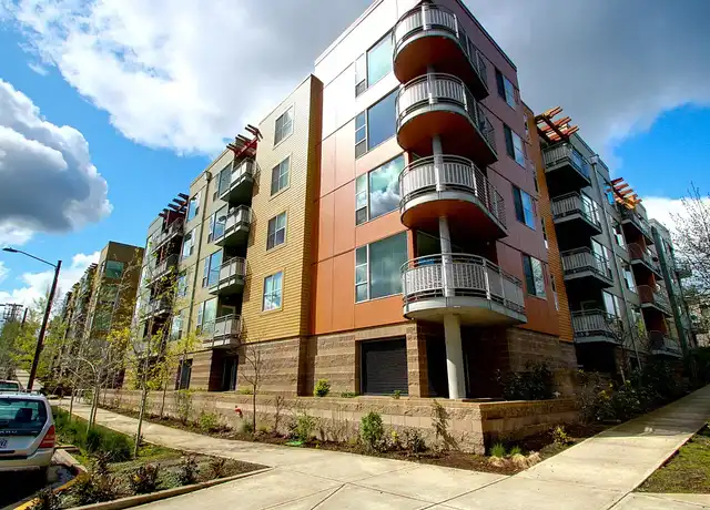 Property at Headwaters Apartments - 8833 SW 30th Ave, Portland, OR, 97219, 1-2 bed, 1-2 bath, [object Object]