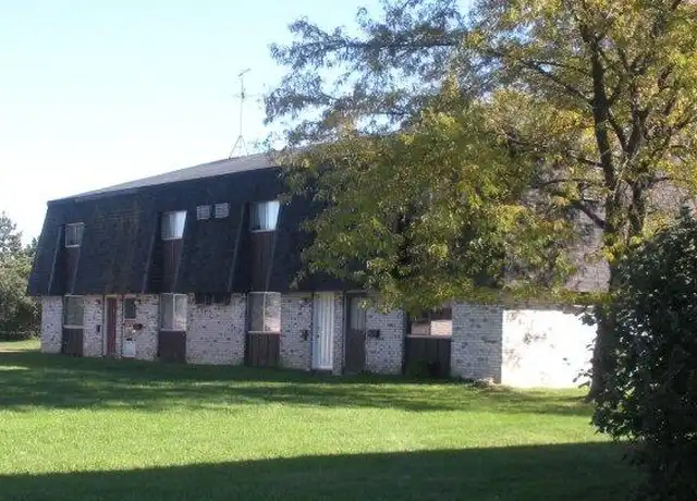 Property at 5707 Ashland Ave Unit 106, Lorain, OH, 44053, 2 beds, 1 bath, [object Object]