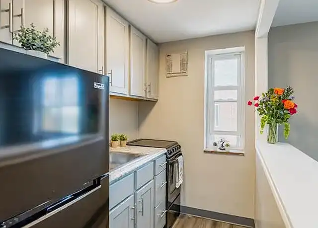 Property at Hillside Meadows-The Perfect Place to Call Home - 1526 Parkline Dr, Pittsburgh, PA, 15227, 0-2 beds, 1 bath, [object Object]