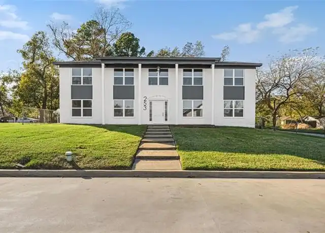 Property at 253 Locust St S, Sulphur Springs, TX, 75482, 2 beds, 1 bath, [object Object]