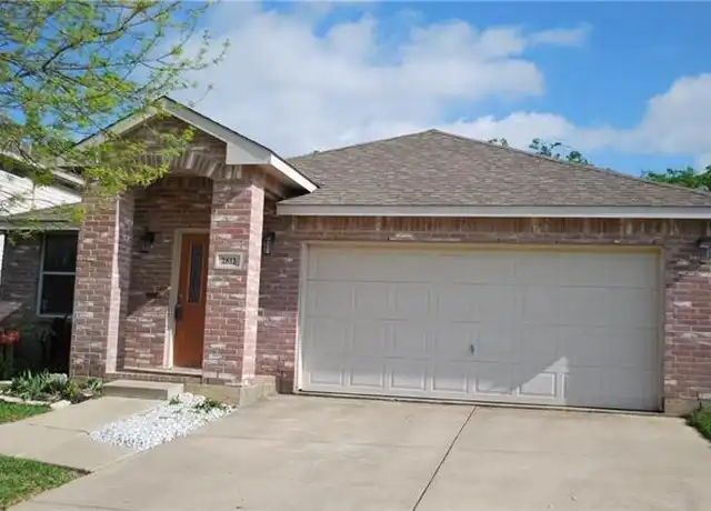 Property at 2613 Tuscan View Dr, Fort Worth, TX, 76131, 3 beds, 2 baths, [object Object]