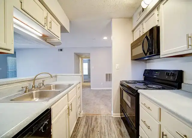 Property at Chatham Wood Apartments - 856 Lakecrest Ave, High Point, NC, 27265, 1-2 bed, 1-2 bath, [object Object]