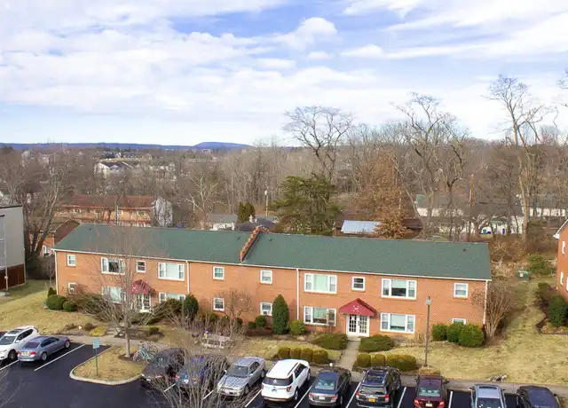 Property at 120 Hearthstone Dr Unit 119-G, Blacksburg, VA, 24060, 2 beds, 1 bath, [object Object]