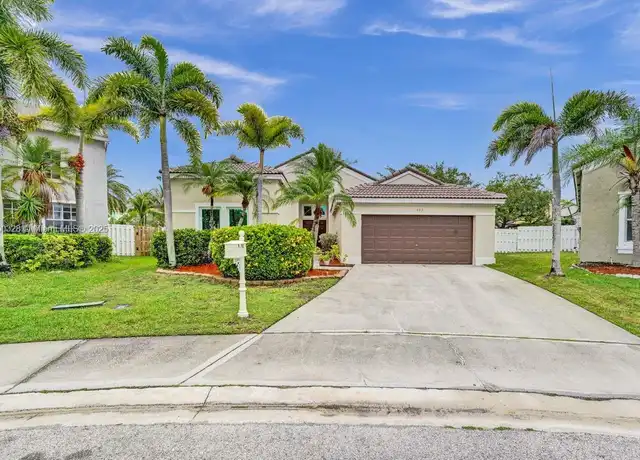 Property at 1063 Cedar Falls Dr Unit 1063, Weston, FL, 33327, 4 beds, 2.5 baths, [object Object]