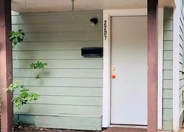 Property at 2207 Avenue C, Bay City, TX, 77414, 1 bed, 1 bath, [object Object]