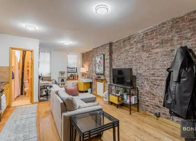 Property at 251 E Broadway, New York, NY, 10002, 0 beds, 1 bath, [object Object]
