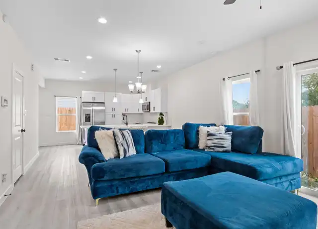Property at 4009 King St, Houston, TX, 77026, 3 beds, 2.5 baths, [object Object]