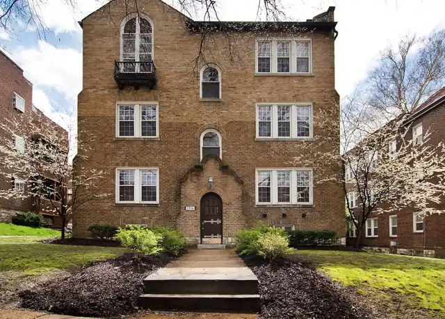 Property at 7536 Byron Pl Unit 2, St. Louis, MO, 63105, 3 beds, 2 baths, [object Object]