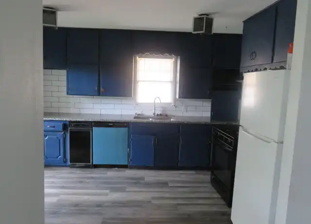 Property at 406 NW 30th St, Lawton, OK, 73505, 3 beds, 1 bath, [object Object]