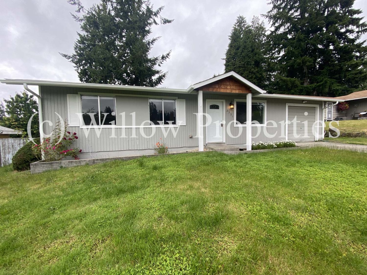 Redfin Steilacoom