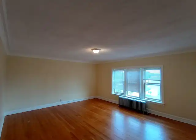 Property at 1202 W 82nd St Unit 3, Chicago, IL, 60620, 1 bed, 1 bath, [object Object]