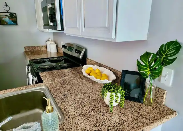 Property at Bella Del Mar - 4848 Pontchartrain Dr, Slidell, LA, 70458, 2 beds, 1.5 baths, [object Object]