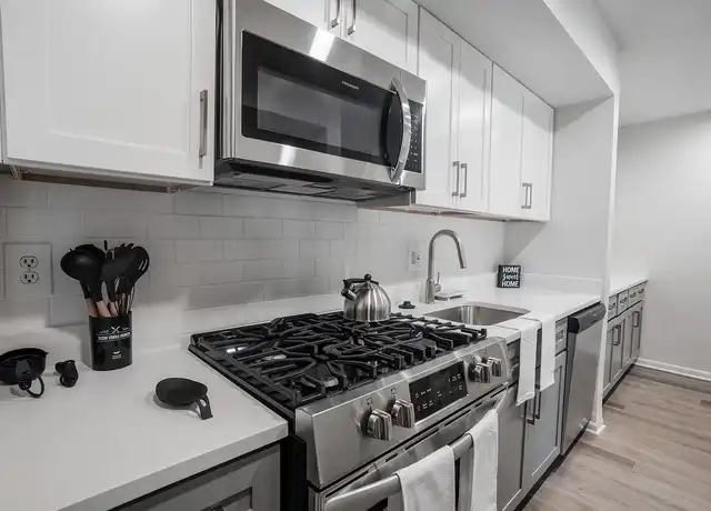 Property at The Ivy Rockville - 1699 Yale Pl, Rockville, MD, 20850, 2-3 beds, 1.5-2.5 baths, [object Object]