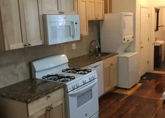 Property at 256 Windsor St Unit 1R, Cambridge, MA, 02139, 2 beds, 1.5 baths, [object Object]